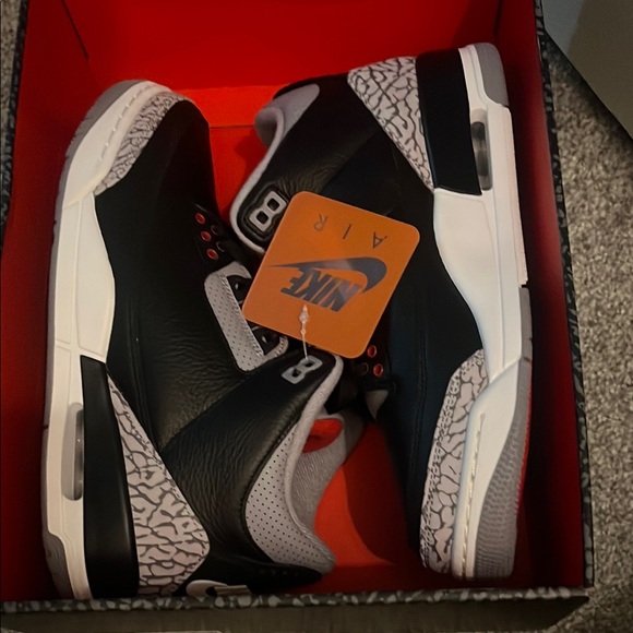 Air Jordan 3 Black cement